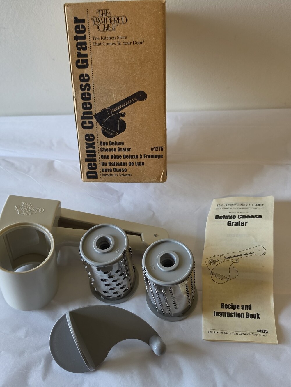 Vintage Pampered Chef Deluxe Cheese Grater 1275 New Open Box